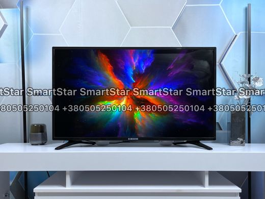 4K смарт телевізор SmartTV 42"107см UHDTV,LED IPTV